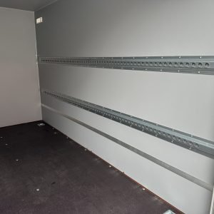 Remorque conteneur Furgon BOX Temared à deux essieux 750 kg – Image 2